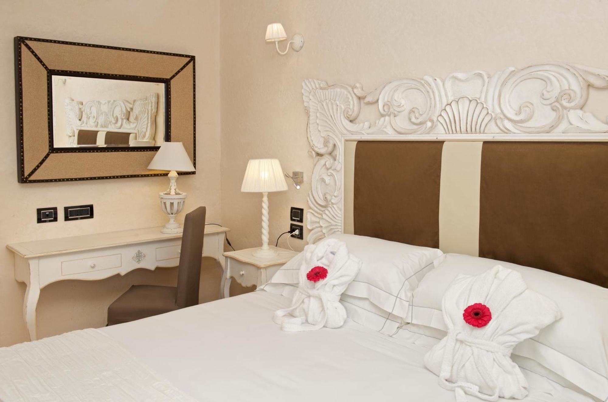 La Villa Del Re - Adults Only - Small Luxury Hotels Of The World Castiadas Ngoại thất bức ảnh