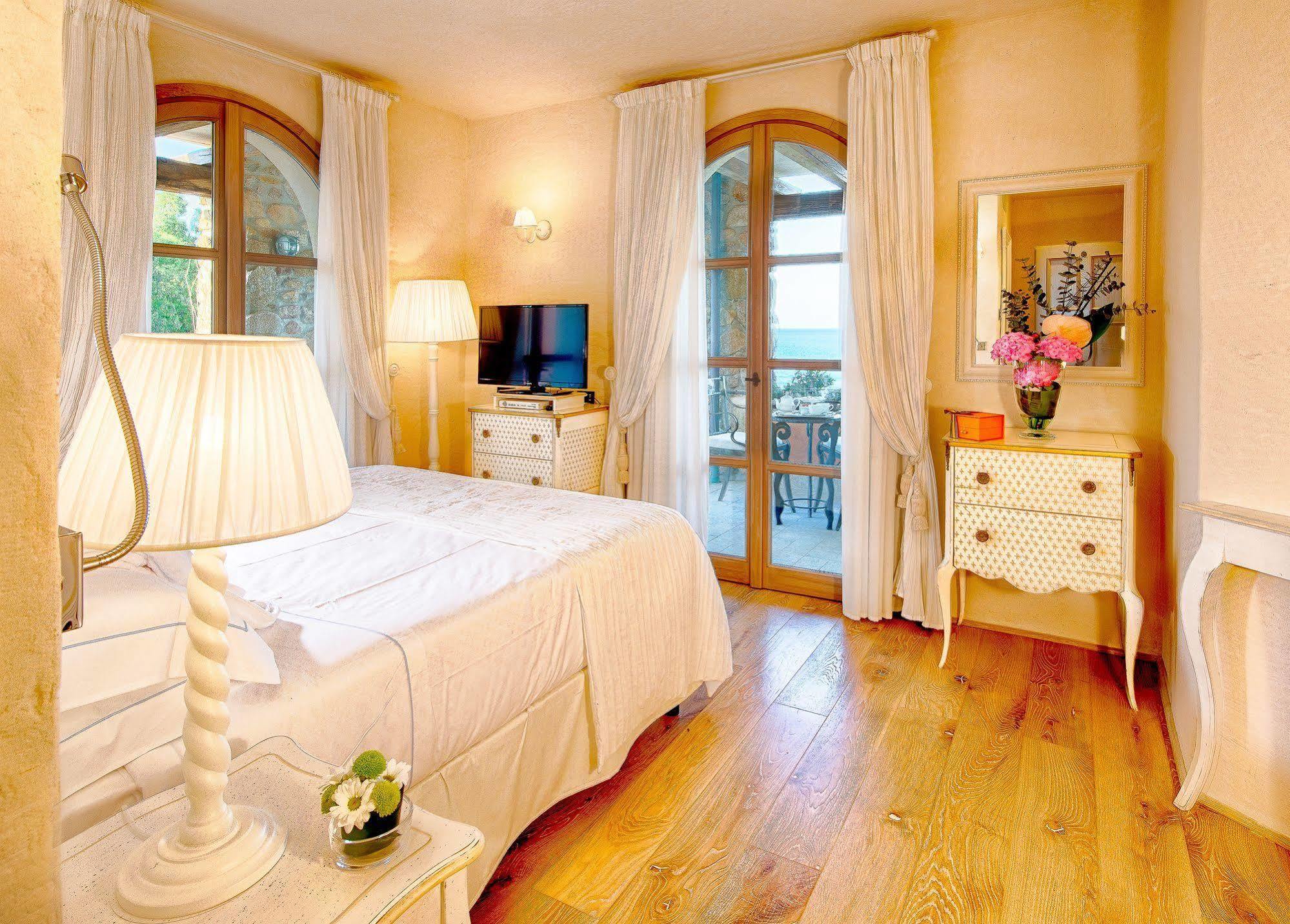 La Villa Del Re - Adults Only - Small Luxury Hotels Of The World Castiadas Ngoại thất bức ảnh